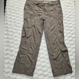 DKNY Brown Cargo Cropped Pants Size 10 Y2k